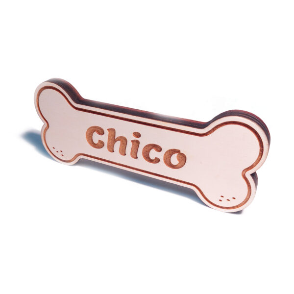 Letrero de madera en forma de hueso de perro con el nombre de tu mascota personalizado - Imagem 2