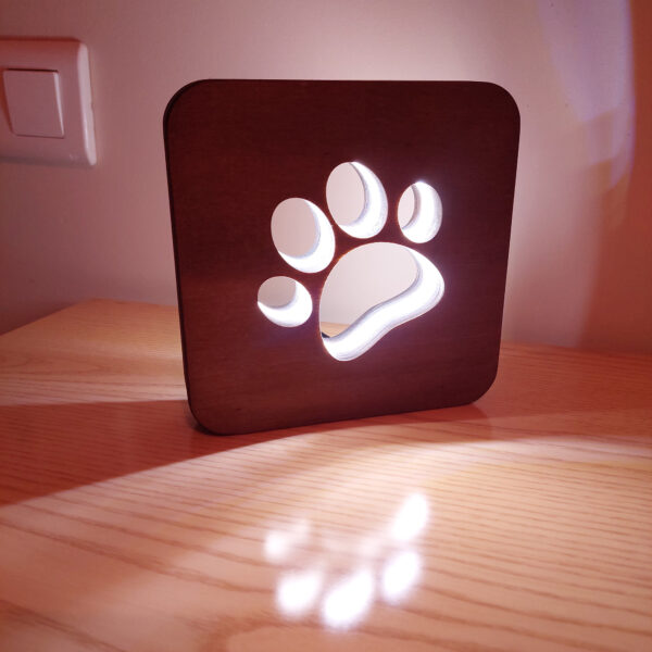 Lampara led de madera en forma de huella de perros - Imagem 9