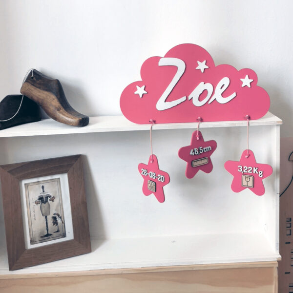 Nuvem de madeira com nome personalizado para o quarto do seu bebê