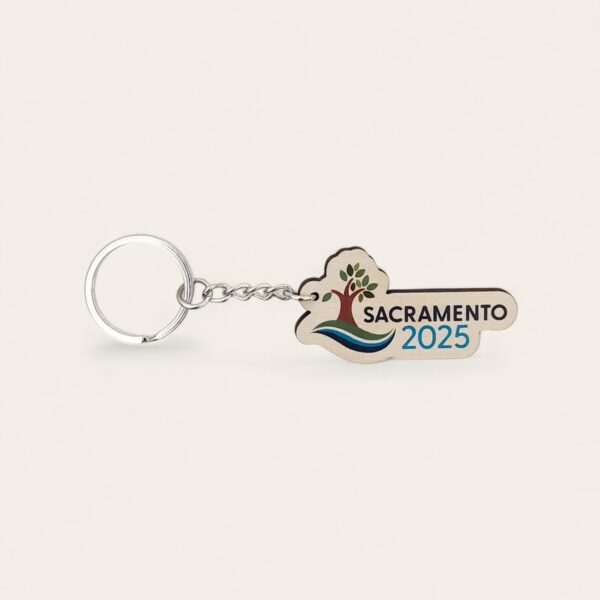 Llavero metálico Sacramento 2025