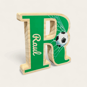 Letra R verde con balón de fútbol